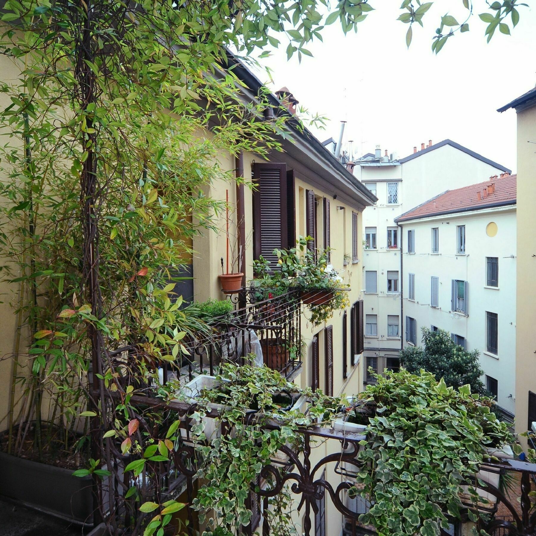 Urban District Apartments - Milan Isola Exclusive 1Br Bagian luar foto